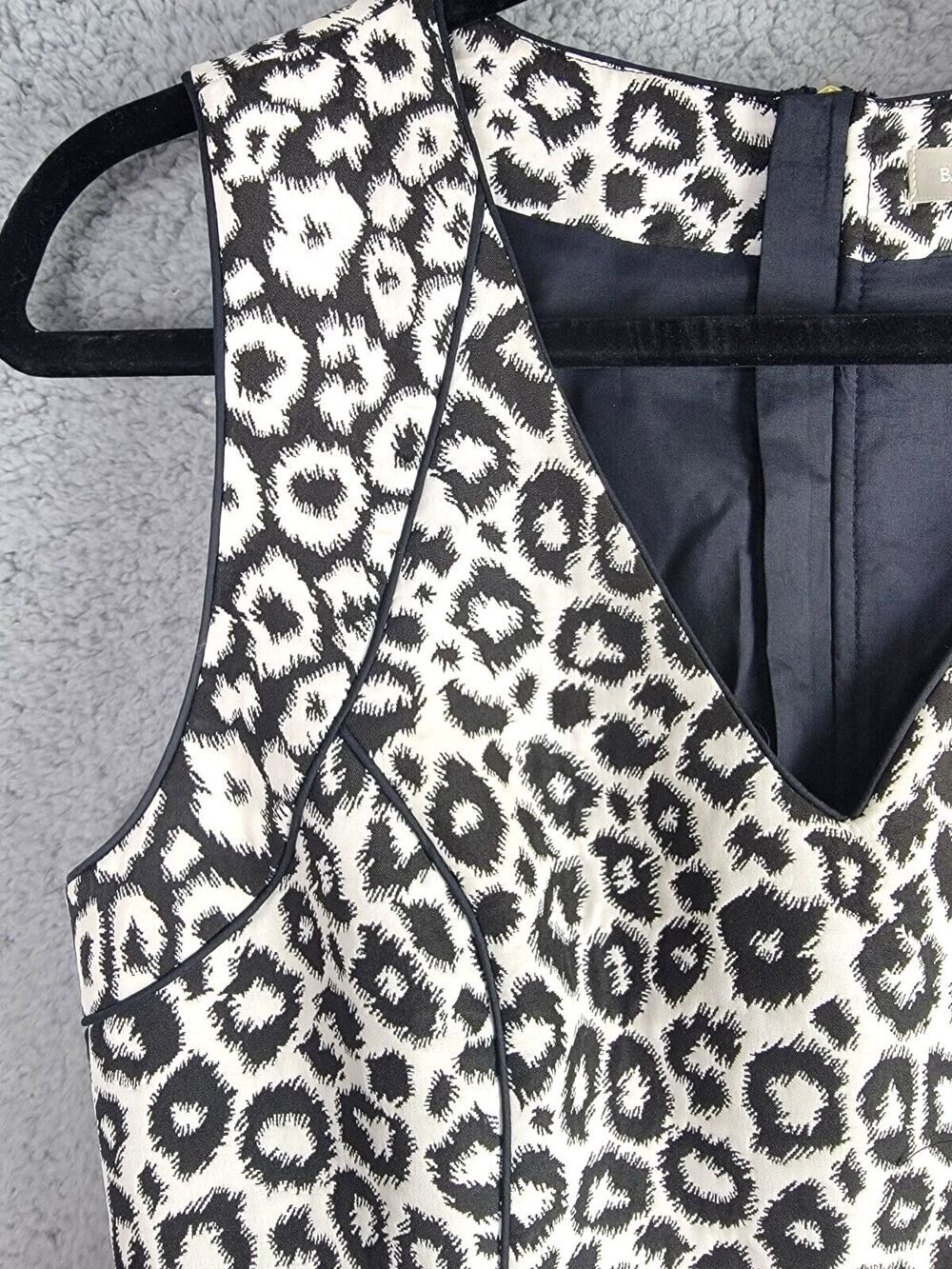 Banana Republic Womens Dress 8 Black White Leopard Print Fit Flare Sleeveless - Picture 12 of 16